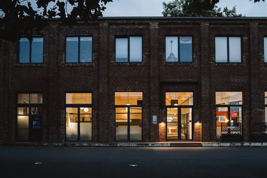 Aussenaufnahme eines Geschäftsgebäude